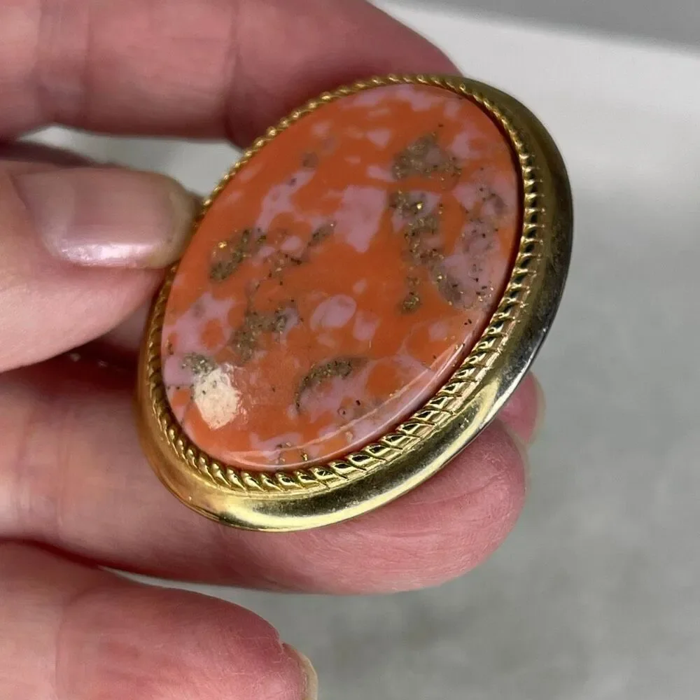 Vintage 1974 Sarah Coventry coraline brooch  pendant in original box